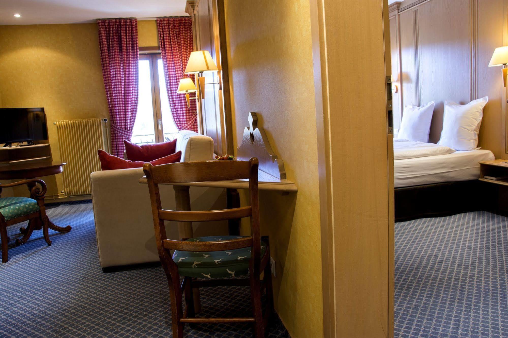 Hotel Spa Et Restaurant Au Chasseur Birkenwald Dış mekan fotoğraf